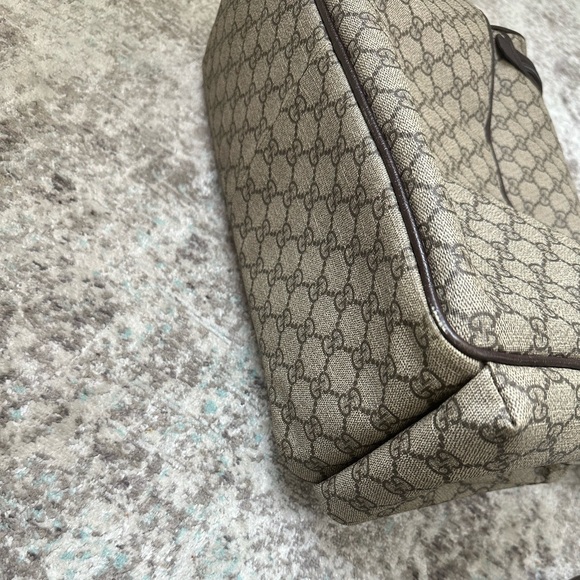 Gucci Brown GG Supreme Coated Canvas Diaper Bag (2019) - Picture 12 of 15